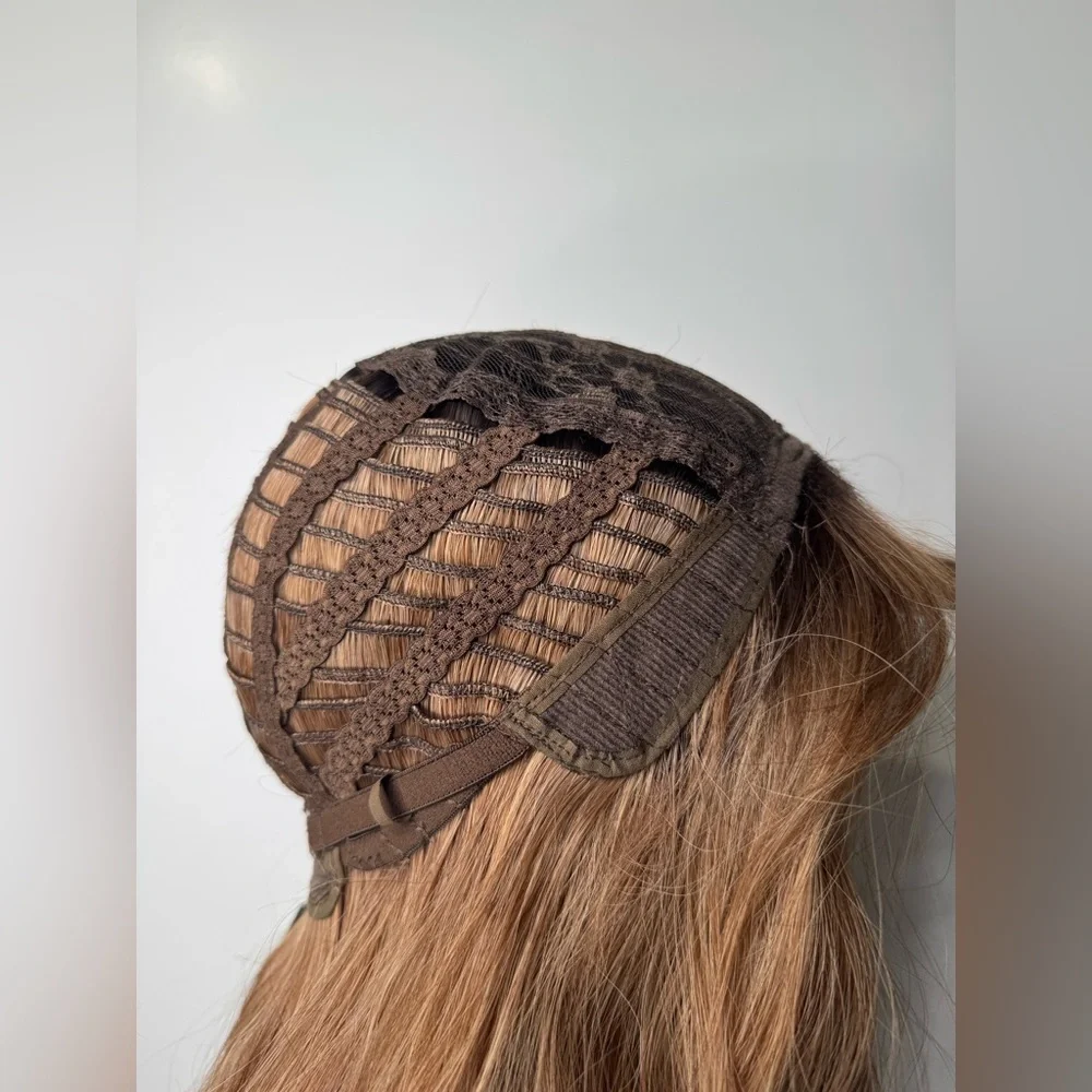 Long Wavy Synthetic Wig w/ Curtain Bangs – Mocha Brown Balayage – Natural Waves